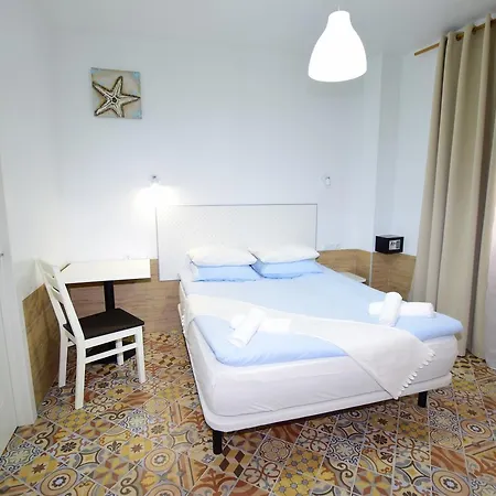 Galeon Hotell 3*